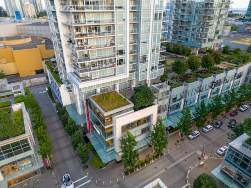 3903-4670 Assembly Way, Burnaby, BC 