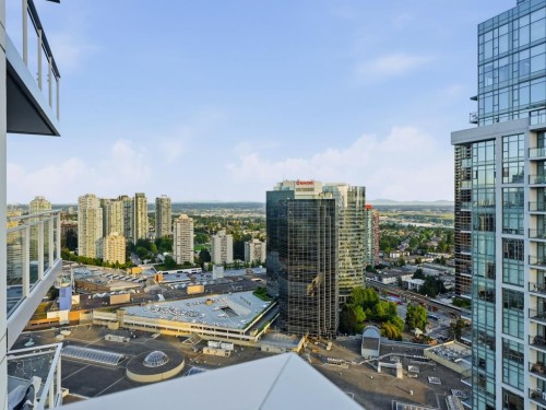 3903-4670 Assembly Way, Burnaby, BC 