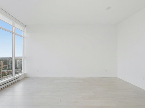 3903-4670 Assembly Way, Burnaby, BC 