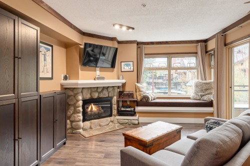 207-2050 Lake Placid Road, Whistler, BC 