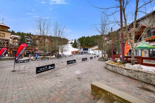 207-2050 Lake Placid Road, Whistler, BC 