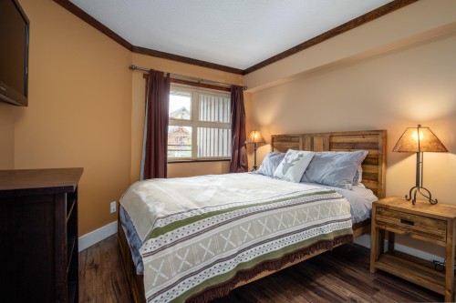 207-2050 Lake Placid Road, Whistler, BC 