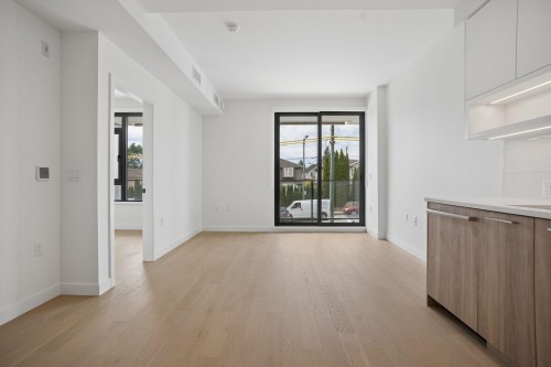 208-8398 Oak Street, Vancouver, BC 