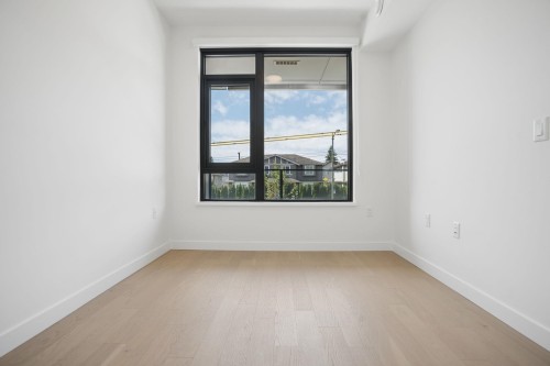 208-8398 Oak Street, Vancouver, BC 