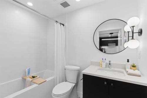 403-1680 12Th Avenue E, Vancouver, BC 