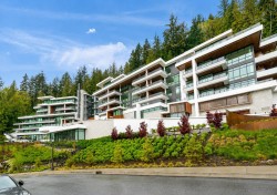 402-3101 Burfield Place West Vancouver, BC V7S 0B8