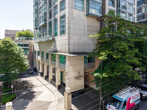 2008-438 Seymour Street, Vancouver, BC 