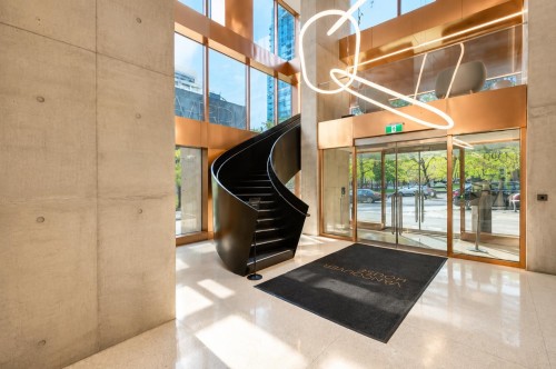 3809-1480 Howe Street, Vancouver, BC 