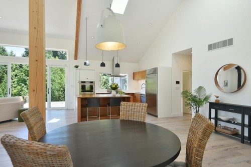 1860 Arboretum Drive, Gibsons, BC 