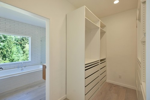 1860 Arboretum Drive, Gibsons, BC 