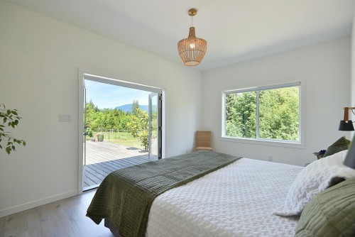 1860 Arboretum Drive, Gibsons, BC 