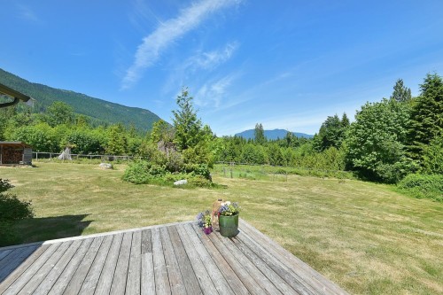 1860 Arboretum Drive, Gibsons, BC 