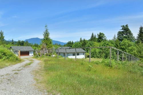 1860 Arboretum Drive, Gibsons, BC 