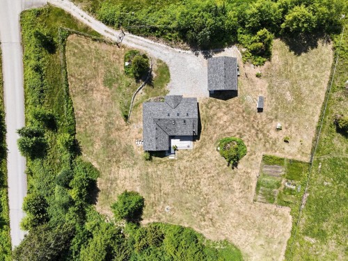 1860 Arboretum Drive, Gibsons, BC 