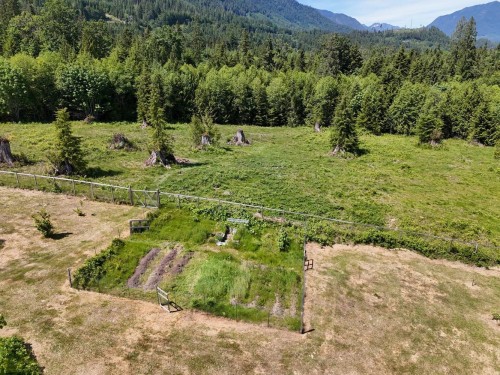 1860 Arboretum Drive, Gibsons, BC 