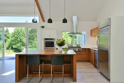 1860 Arboretum Drive, Gibsons, BC 