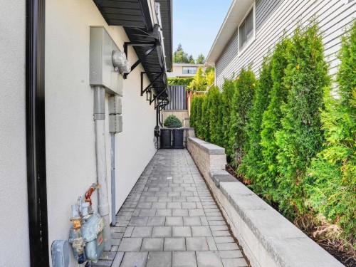 1374 Kenney Street, Coquitlam, BC 