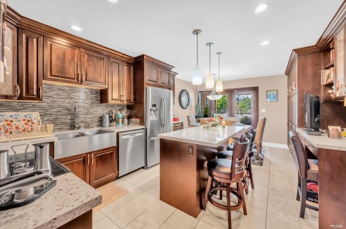 6655 --6657 Aubrey Street, Burnaby, BC 
