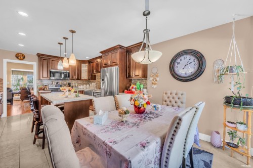 6655 --6657 Aubrey Street, Burnaby, BC 