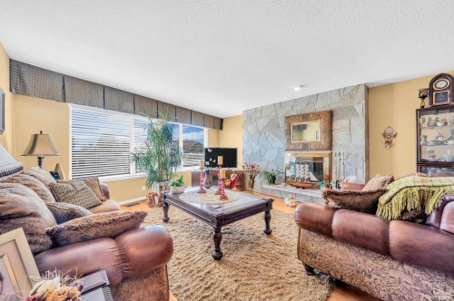 6655 --6657 Aubrey Street, Burnaby, BC 
