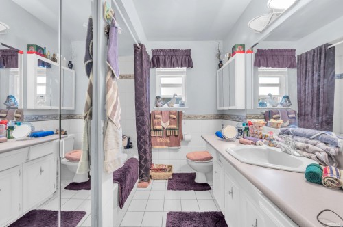 6655 --6657 Aubrey Street, Burnaby, BC 
