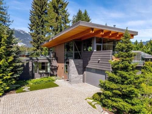 7325 Toni Sailer Lane, Whistler, BC 