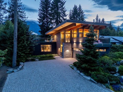 7325 Toni Sailer Lane, Whistler, BC 