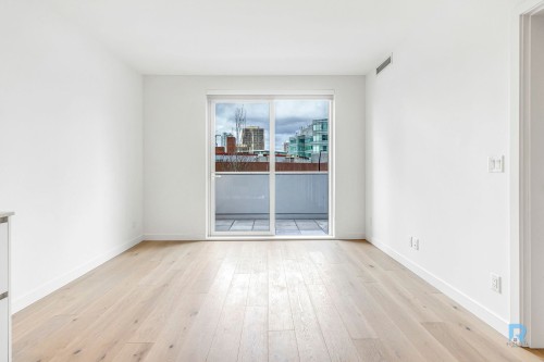 206-6000 Mckay Avenue, Burnaby, BC 