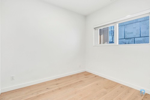 206-6000 Mckay Avenue, Burnaby, BC 