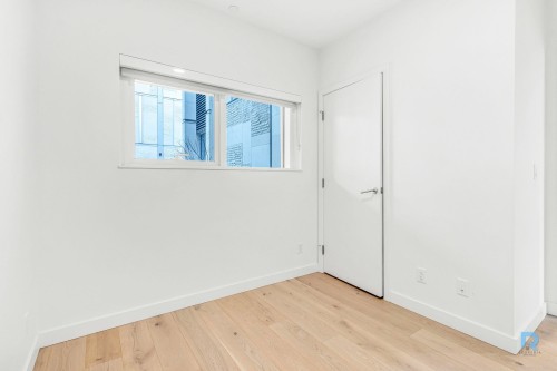 206-6000 Mckay Avenue, Burnaby, BC 
