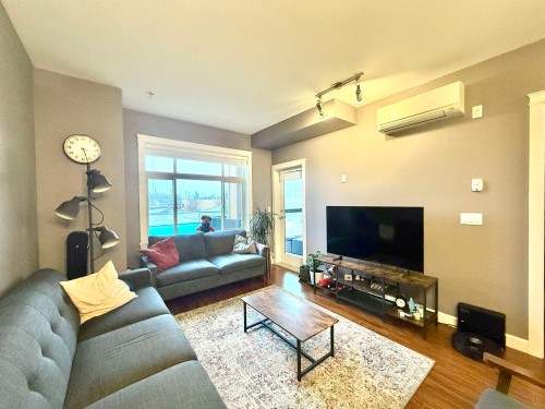209-12655 190A Street, Pitt Meadows, BC 
