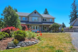 1223 Sunnyside Road Gibsons, BC V0N 1V3