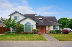 4443 Dawn Place Delta, BC V4K 4S9