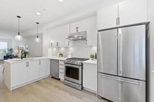 261-720 Robinson Street, Coquitlam, BC 