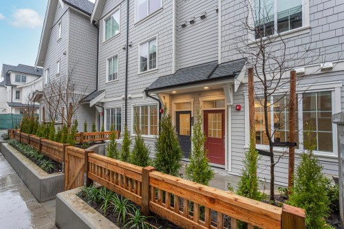 120-720 Robinson Street, Coquitlam, BC 