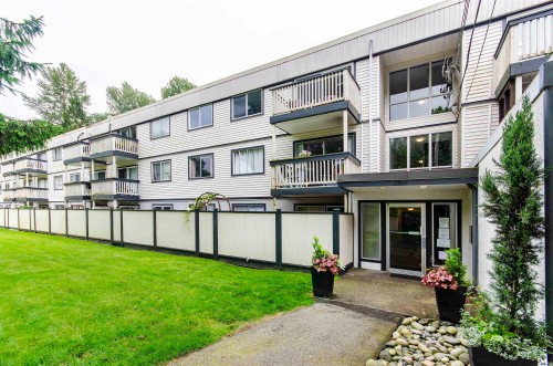 215-780 Premier Street  North Vancouver, BC V7J 2G8