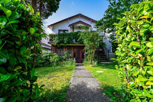 3439 Dundas Street, Vancouver, BC 
