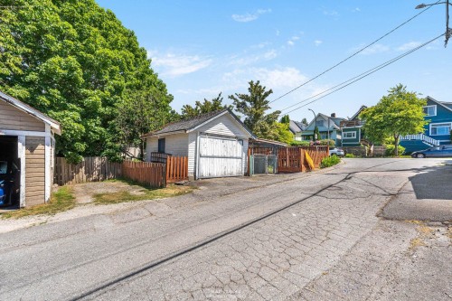 6 King Edward Avenue W, Vancouver, BC 