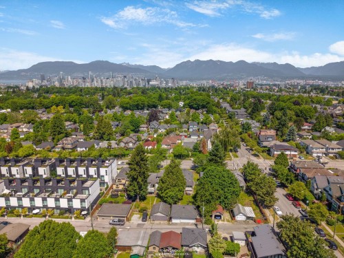 12 King Edward Avenue W, Vancouver, BC 