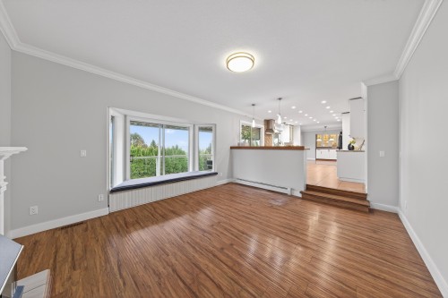 2562 Fuchsia Place, Coquitlam, BC 