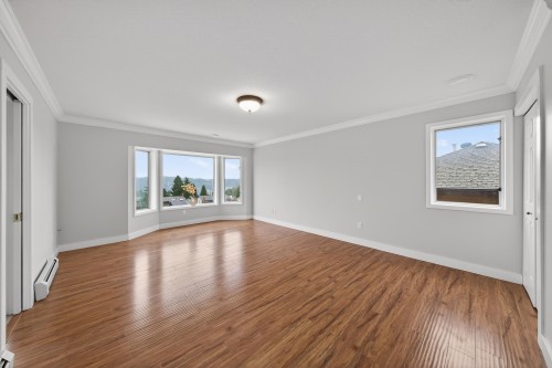 2562 Fuchsia Place, Coquitlam, BC 
