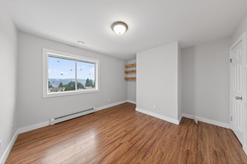 2562 Fuchsia Place, Coquitlam, BC 