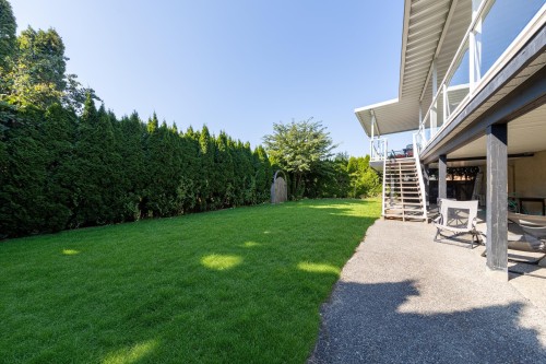 2562 Fuchsia Place, Coquitlam, BC 