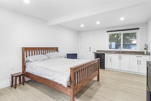 1225 Foster Avenue, Coquitlam, BC 