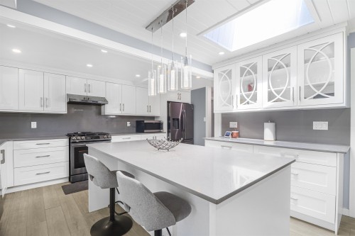 1225 Foster Avenue, Coquitlam, BC 