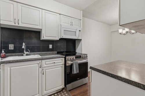 202-5553 16 Avenue, Delta, BC 