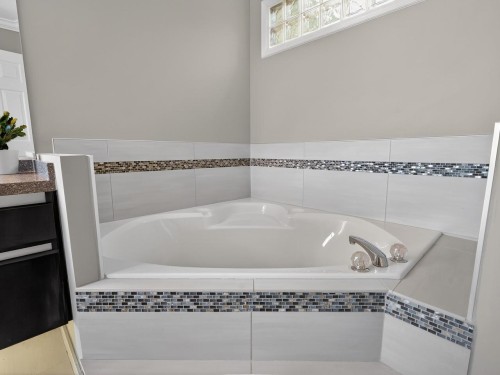 2304 Kugler Avenue, Coquitlam, BC 