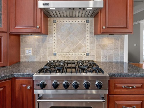 2304 Kugler Avenue, Coquitlam, BC 