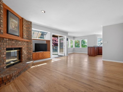 2304 Kugler Avenue, Coquitlam, BC 