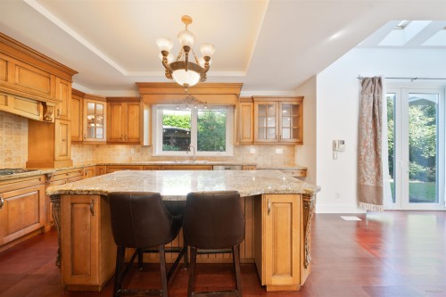 1450 25Th Street, West Vancouver, BC 